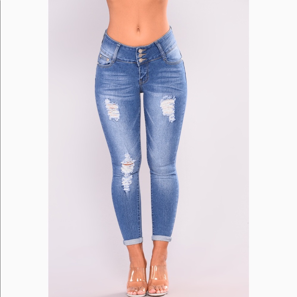 Cutie With A Booty Lifting Jeans -Blue Wash